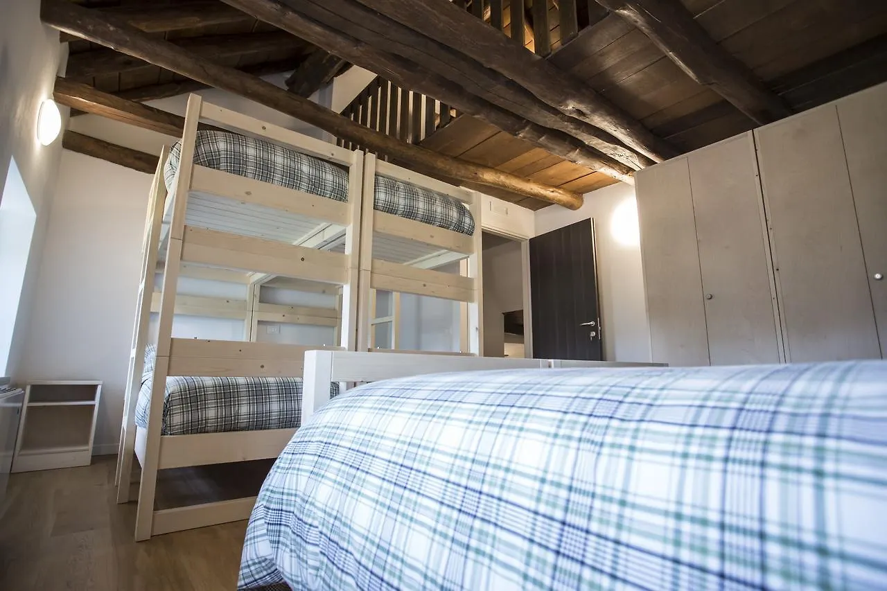 Inn Bibliosteria Ca Berizzi Hotel Galbiate