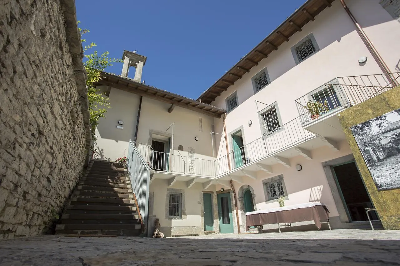 Bibliosteria Ca Berizzi Hotel Galbiate
