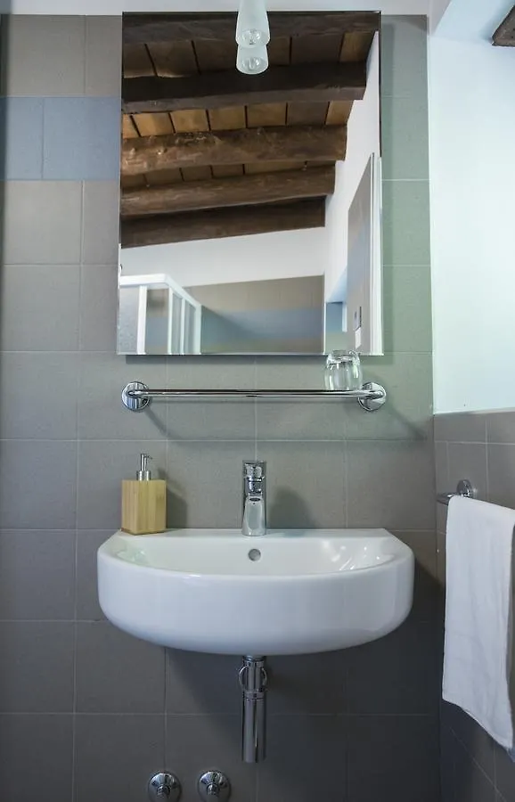 Bibliosteria Ca Berizzi Hotel Galbiate Italy